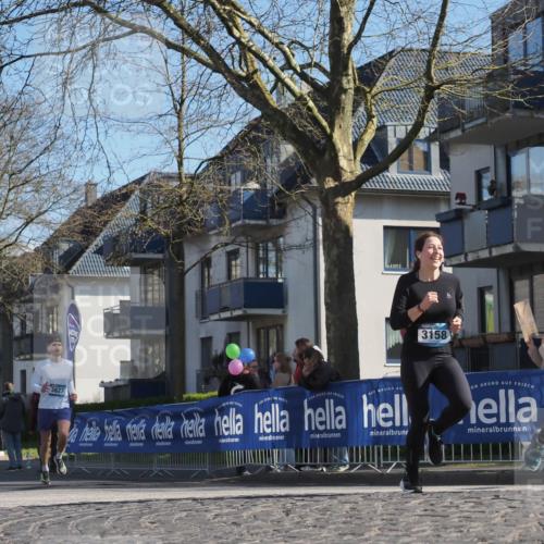 06.04.2025 - 44. Internationalen Wilhelmsburger Insellauf Luisa Fischer http://msf.ph/oto/7576943 06.04.2025 10:43:14 Ziel 3827, 3158 meine-sportfotos.de