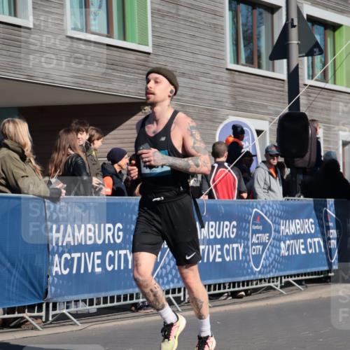 06.04.2025 - 44. Internationalen Wilhelmsburger Insellauf A. Gomolzig http://msf.ph/oto/7577009 06.04.2025 10:31:54 Ziel 3051, 3962, 4057, 4223, 4271, 4484, 4602 meine-sportfotos.de