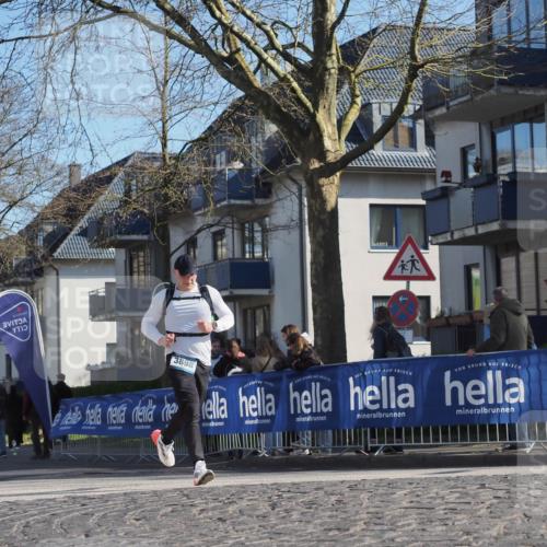 06.04.2025 - 44. Internationalen Wilhelmsburger Insellauf Luisa Fischer http://msf.ph/oto/7577043 06.04.2025 10:38:27 Ziel 3898 meine-sportfotos.de