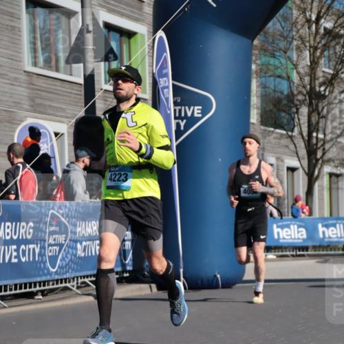 06.04.2025 - 44. Internationalen Wilhelmsburger Insellauf A. Gomolzig http://msf.ph/oto/7577045 06.04.2025 10:31:53 Ziel 3413, 3962, 4057, 4223, 4271, 4484, 4497 meine-sportfotos.de