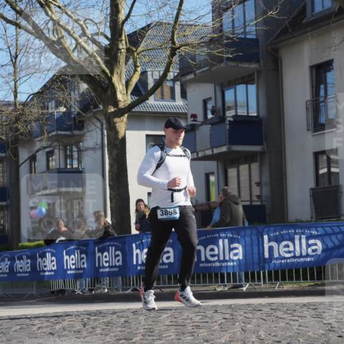 06.04.2025 - 44. Internationalen Wilhelmsburger Insellauf Luisa Fischer http://msf.ph/oto/7577126 06.04.2025 10:38:28 Ziel 3898 meine-sportfotos.de