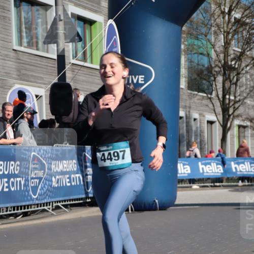 06.04.2025 - 44. Internationalen Wilhelmsburger Insellauf A. Gomolzig http://msf.ph/oto/7577133 06.04.2025 10:31:49 Ziel 3413, 3962, 4057, 4223, 4271, 4497 meine-sportfotos.de