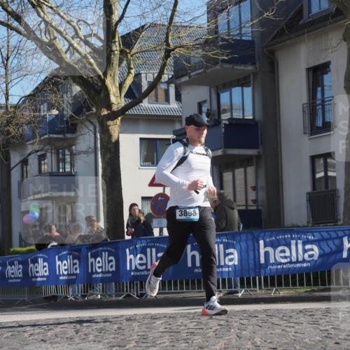 06.04.2025 - 44. Internationalen Wilhelmsburger Insellauf Luisa Fischer http://msf.ph/oto/7577135 06.04.2025 10:38:28 Ziel 3898 meine-sportfotos.de