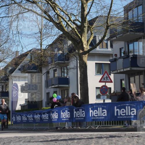 06.04.2025 - 44. Internationalen Wilhelmsburger Insellauf Luisa Fischer http://msf.ph/oto/7577213 06.04.2025 10:43:20 Ziel 3821, 4446 meine-sportfotos.de