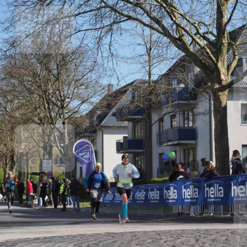 06.04.2025 - 44. Internationalen Wilhelmsburger Insellauf Luisa Fischer http://msf.ph/oto/7577279 06.04.2025 10:38:38 Ziel 2, 500, 3672 meine-sportfotos.de