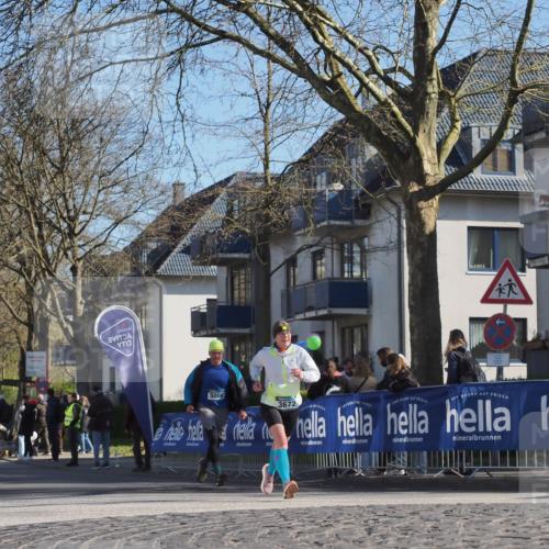 06.04.2025 - 44. Internationalen Wilhelmsburger Insellauf Luisa Fischer http://msf.ph/oto/7577339 06.04.2025 10:38:38 Ziel 4246, 5008, 3672 meine-sportfotos.de