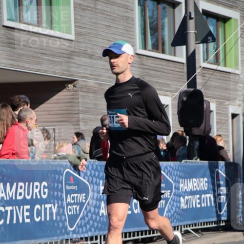 06.04.2025 - 44. Internationalen Wilhelmsburger Insellauf A. Gomolzig http://msf.ph/oto/7577382 06.04.2025 10:31:13 Ziel 3132, 3623, 4584, 5052 meine-sportfotos.de