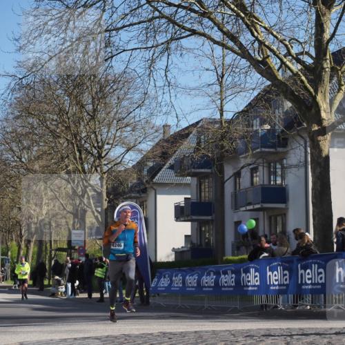 06.04.2025 - 44. Internationalen Wilhelmsburger Insellauf Luisa Fischer http://msf.ph/oto/7577446 06.04.2025 10:38:41 Ziel 4246 meine-sportfotos.de