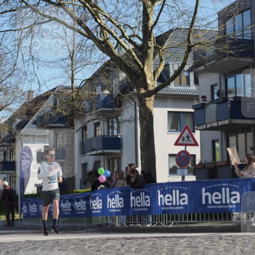 06.04.2025 - 44. Internationalen Wilhelmsburger Insellauf Luisa Fischer http://msf.ph/oto/7577480 06.04.2025 10:43:25 Ziel 735, 3924 meine-sportfotos.de