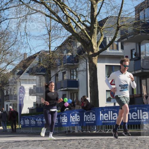 06.04.2025 - 44. Internationalen Wilhelmsburger Insellauf Luisa Fischer http://msf.ph/oto/7577549 06.04.2025 10:43:26 Ziel 3924 meine-sportfotos.de