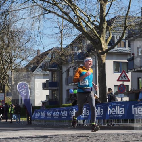06.04.2025 - 44. Internationalen Wilhelmsburger Insellauf Luisa Fischer http://msf.ph/oto/7577557 06.04.2025 10:38:42 Ziel 4246 meine-sportfotos.de