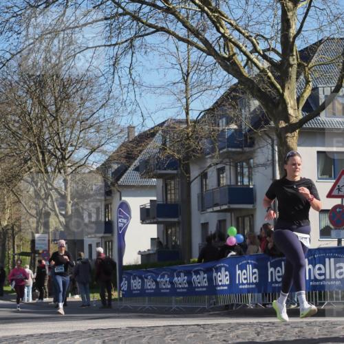 06.04.2025 - 44. Internationalen Wilhelmsburger Insellauf Luisa Fischer http://msf.ph/oto/7577572 06.04.2025 10:43:27 Ziel 4536 meine-sportfotos.de