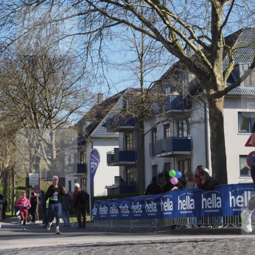 06.04.2025 - 44. Internationalen Wilhelmsburger Insellauf Luisa Fischer http://msf.ph/oto/7577603 06.04.2025 10:43:28 Ziel 4536 meine-sportfotos.de
