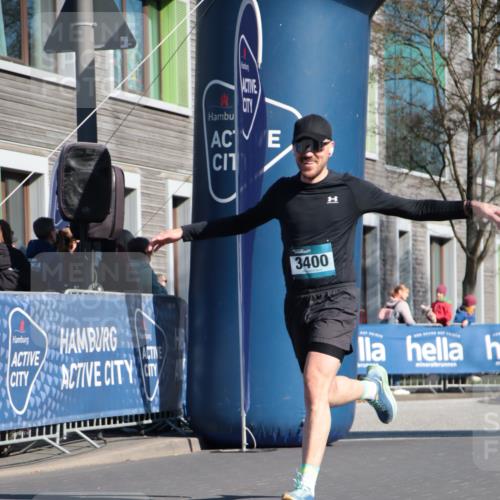 06.04.2025 - 44. Internationalen Wilhelmsburger Insellauf A. Gomolzig http://msf.ph/oto/7577611 06.04.2025 10:30:39 Ziel 3400, 3727, 3742, 4189, 4370, 4419, 4459, 4471, 4472 meine-sportfotos.de