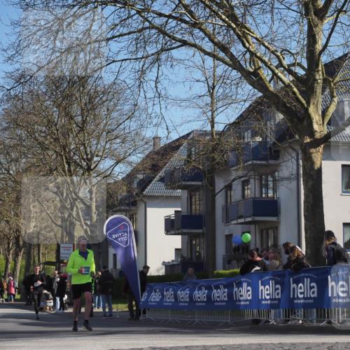 06.04.2025 - 44. Internationalen Wilhelmsburger Insellauf Luisa Fischer http://msf.ph/oto/7577619 06.04.2025 10:38:47 Ziel 346 meine-sportfotos.de