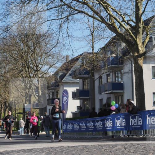 06.04.2025 - 44. Internationalen Wilhelmsburger Insellauf Luisa Fischer http://msf.ph/oto/7577696 06.04.2025 10:43:29 Ziel 4536 meine-sportfotos.de