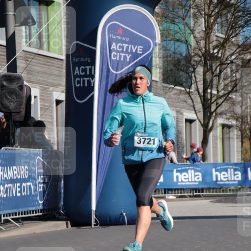 06.04.2025 - 44. Internationalen Wilhelmsburger Insellauf A. Gomolzig http://msf.ph/oto/7577730 06.04.2025 10:30:31 Ziel 3297, 3721, 3727, 3742, 4189, 4527, 4559 meine-sportfotos.de