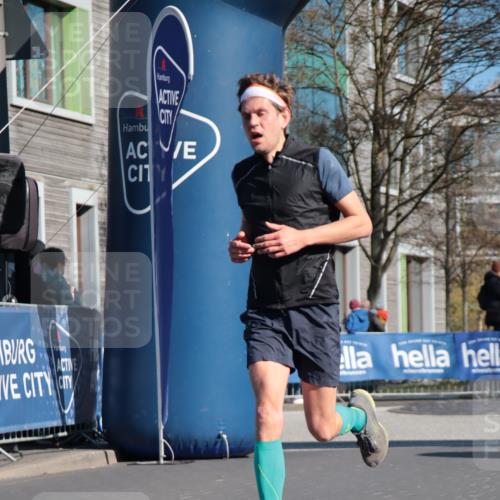 06.04.2025 - 44. Internationalen Wilhelmsburger Insellauf A. Gomolzig http://msf.ph/oto/7577997 06.04.2025 10:29:44 Ziel 3453, 3615, 3795, 3808, 4044, 4121, 4238, 5108 meine-sportfotos.de