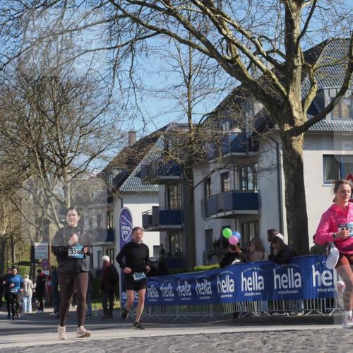 06.04.2025 - 44. Internationalen Wilhelmsburger Insellauf Luisa Fischer http://msf.ph/oto/7578104 06.04.2025 10:43:34 Ziel 144, 3380, 76, 4502 meine-sportfotos.de
