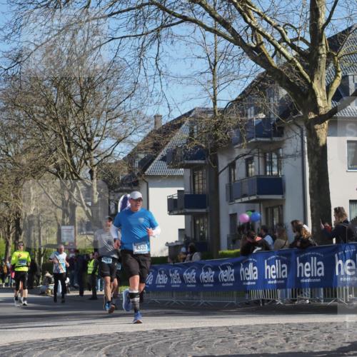 06.04.2025 - 44. Internationalen Wilhelmsburger Insellauf Luisa Fischer http://msf.ph/oto/7578249 06.04.2025 10:39:00 Ziel 4253, 3709, 4337 meine-sportfotos.de