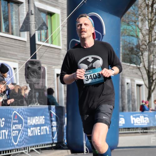 06.04.2025 - 44. Internationalen Wilhelmsburger Insellauf A. Gomolzig http://msf.ph/oto/7578268 06.04.2025 10:28:45 Ziel 3403, 3884, 4385, 5206 meine-sportfotos.de