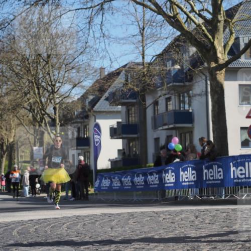 06.04.2025 - 44. Internationalen Wilhelmsburger Insellauf Luisa Fischer http://msf.ph/oto/7578412 06.04.2025 10:43:47 Ziel 4222 meine-sportfotos.de