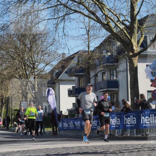 06.04.2025 - 44. Internationalen Wilhelmsburger Insellauf Luisa Fischer http://msf.ph/oto/7578429 06.04.2025 10:39:02 Ziel 4253, 4560, 3709, 3350, 4337 meine-sportfotos.de