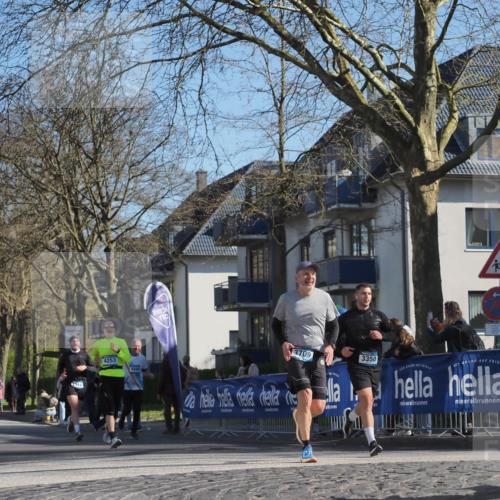 06.04.2025 - 44. Internationalen Wilhelmsburger Insellauf Luisa Fischer http://msf.ph/oto/7578451 06.04.2025 10:39:02 Ziel 4253, 4560, 3709, 3350 meine-sportfotos.de