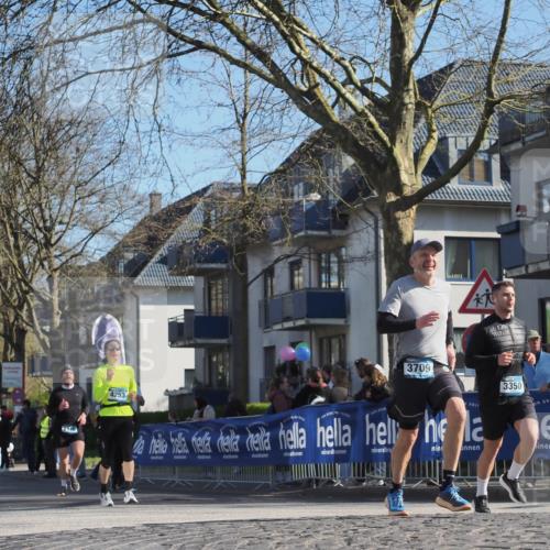 06.04.2025 - 44. Internationalen Wilhelmsburger Insellauf Luisa Fischer http://msf.ph/oto/7578518 06.04.2025 10:39:03 Ziel 4253, 3709, 3350 meine-sportfotos.de