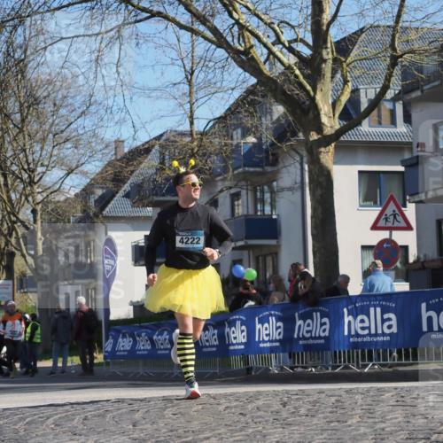 06.04.2025 - 44. Internationalen Wilhelmsburger Insellauf Luisa Fischer http://msf.ph/oto/7578558 06.04.2025 10:43:50 Ziel 4222 meine-sportfotos.de