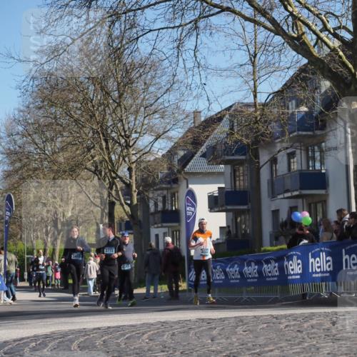 06.04.2025 - 44. Internationalen Wilhelmsburger Insellauf Luisa Fischer http://msf.ph/oto/7578594 06.04.2025 10:43:53 Ziel 3959, 3772, 4397, 4084 meine-sportfotos.de
