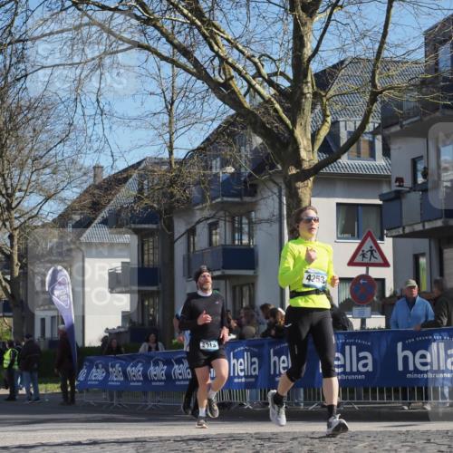 06.04.2025 - 44. Internationalen Wilhelmsburger Insellauf Luisa Fischer http://msf.ph/oto/7578685 06.04.2025 10:39:05 Ziel 4592, 4253, 3915 meine-sportfotos.de