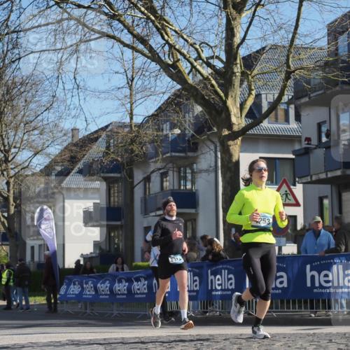 06.04.2025 - 44. Internationalen Wilhelmsburger Insellauf Luisa Fischer http://msf.ph/oto/7578695 06.04.2025 10:39:05 Ziel 253, 3915, 6, 6, 1 meine-sportfotos.de