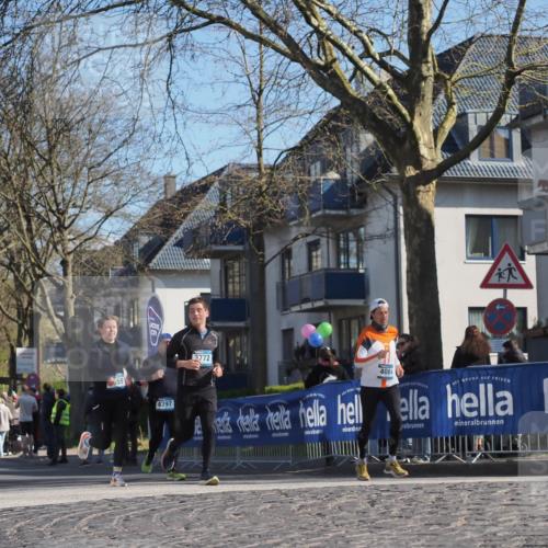 06.04.2025 - 44. Internationalen Wilhelmsburger Insellauf Luisa Fischer http://msf.ph/oto/7578701 06.04.2025 10:43:55 Ziel 59, 4397, 3772, 4084 meine-sportfotos.de