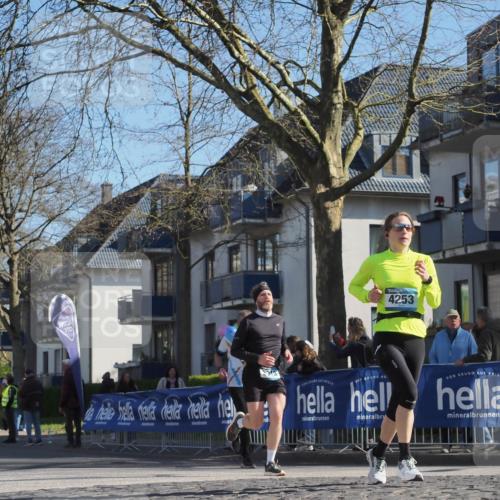06.04.2025 - 44. Internationalen Wilhelmsburger Insellauf Luisa Fischer http://msf.ph/oto/7578707 06.04.2025 10:39:05 Ziel 351, 4253 meine-sportfotos.de