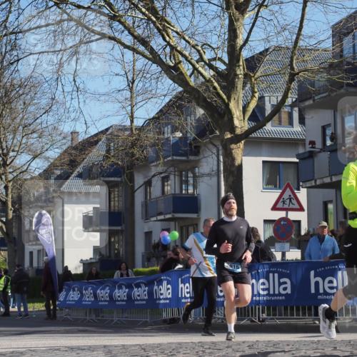 06.04.2025 - 44. Internationalen Wilhelmsburger Insellauf Luisa Fischer http://msf.ph/oto/7578737 06.04.2025 10:39:06 Ziel 4592, 3915, 4253 meine-sportfotos.de