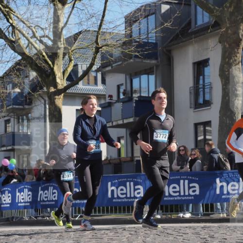 06.04.2025 - 44. Internationalen Wilhelmsburger Insellauf Luisa Fischer http://msf.ph/oto/7578818 06.04.2025 10:43:57 Ziel 59, 3772, 4397, 4084 meine-sportfotos.de