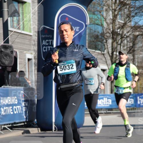 06.04.2025 - 44. Internationalen Wilhelmsburger Insellauf A. Gomolzig http://msf.ph/oto/7578819 06.04.2025 10:27:08 Ziel 3343, 3486, 3516, 3610, 4203, 4259, 5032 meine-sportfotos.de