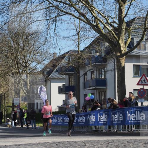 06.04.2025 - 44. Internationalen Wilhelmsburger Insellauf Luisa Fischer http://msf.ph/oto/7578840 06.04.2025 10:39:08 Ziel 4592 meine-sportfotos.de