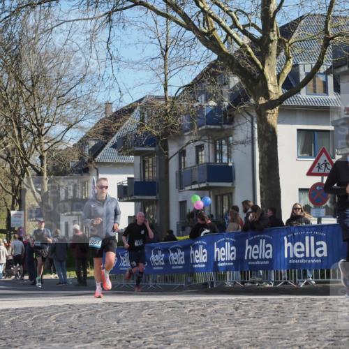 06.04.2025 - 44. Internationalen Wilhelmsburger Insellauf Luisa Fischer http://msf.ph/oto/7578910 06.04.2025 10:44:04 Ziel 3489, 4429, 3057, 323, 5064 meine-sportfotos.de