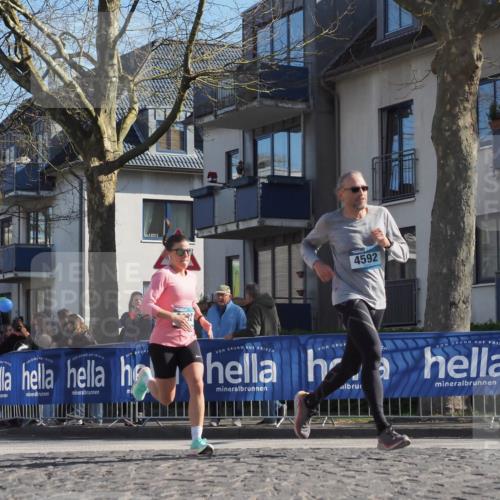06.04.2025 - 44. Internationalen Wilhelmsburger Insellauf Luisa Fischer http://msf.ph/oto/7578915 06.04.2025 10:39:10 Ziel 4592 meine-sportfotos.de