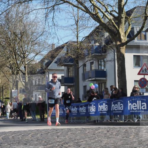 06.04.2025 - 44. Internationalen Wilhelmsburger Insellauf Luisa Fischer http://msf.ph/oto/7578916 06.04.2025 10:44:04 Ziel 4429, 3057, 323, 5064 meine-sportfotos.de