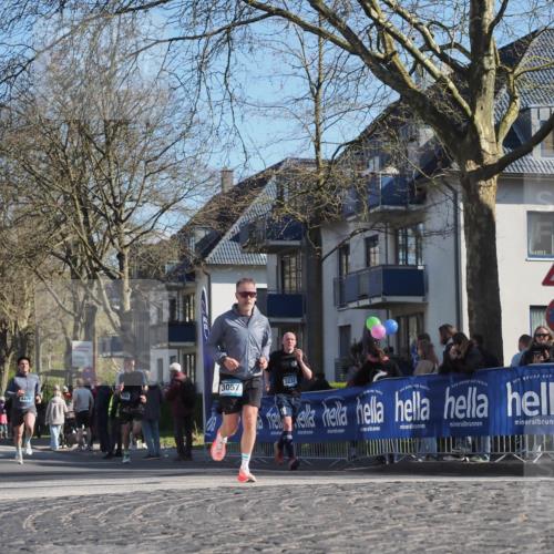 06.04.2025 - 44. Internationalen Wilhelmsburger Insellauf Luisa Fischer http://msf.ph/oto/7578922 06.04.2025 10:44:04 Ziel 4429, 3057, 3232 meine-sportfotos.de