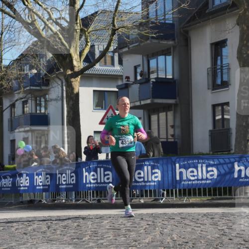 06.04.2025 - 44. Internationalen Wilhelmsburger Insellauf Luisa Fischer http://msf.ph/oto/7578983 06.04.2025 10:39:15 Ziel 4356 meine-sportfotos.de