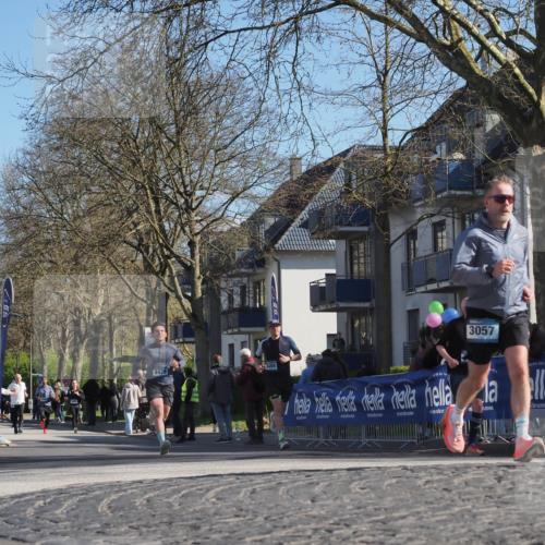 06.04.2025 - 44. Internationalen Wilhelmsburger Insellauf Luisa Fischer http://msf.ph/oto/7578987 06.04.2025 10:44:05 Ziel 4429, 3489, 3057 meine-sportfotos.de
