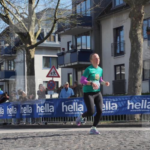 06.04.2025 - 44. Internationalen Wilhelmsburger Insellauf Luisa Fischer http://msf.ph/oto/7579013 06.04.2025 10:39:16 Ziel  meine-sportfotos.de