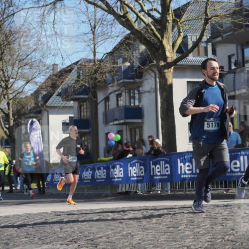 06.04.2025 - 44. Internationalen Wilhelmsburger Insellauf Luisa Fischer http://msf.ph/oto/7579147 06.04.2025 10:39:24 Ziel 3412, 383, 3, 3801, 5179, 5095 meine-sportfotos.de