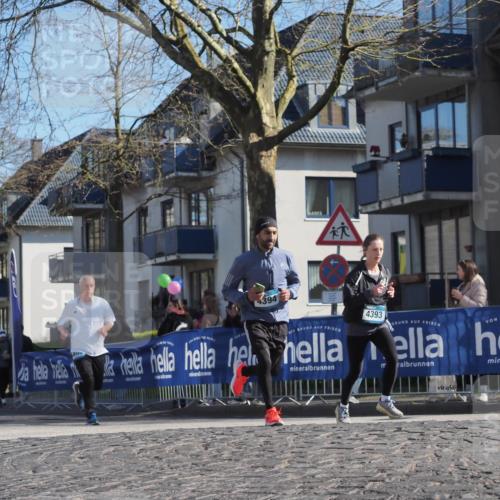 06.04.2025 - 44. Internationalen Wilhelmsburger Insellauf Luisa Fischer http://msf.ph/oto/7579148 06.04.2025 10:44:15 Ziel 4394, 4393 meine-sportfotos.de