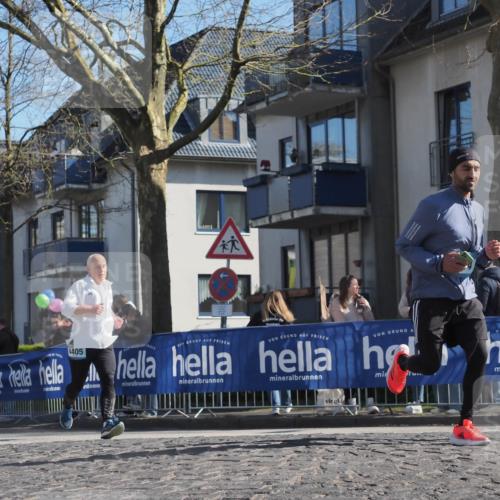 06.04.2025 - 44. Internationalen Wilhelmsburger Insellauf Luisa Fischer http://msf.ph/oto/7579197 06.04.2025 10:44:16 Ziel 4405, 4393 meine-sportfotos.de