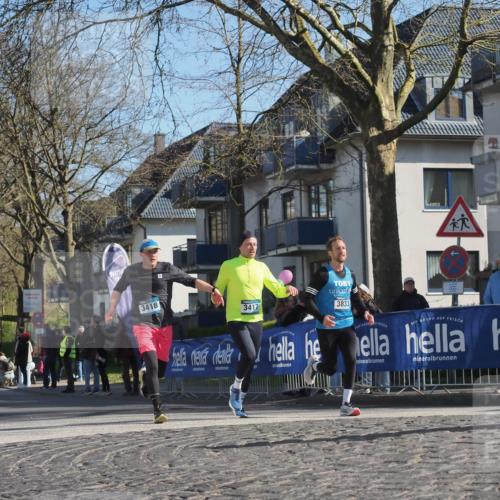 06.04.2025 - 44. Internationalen Wilhelmsburger Insellauf Luisa Fischer http://msf.ph/oto/7579350 06.04.2025 10:39:26 Ziel 3, 3, 3418, 3417, 3833 meine-sportfotos.de